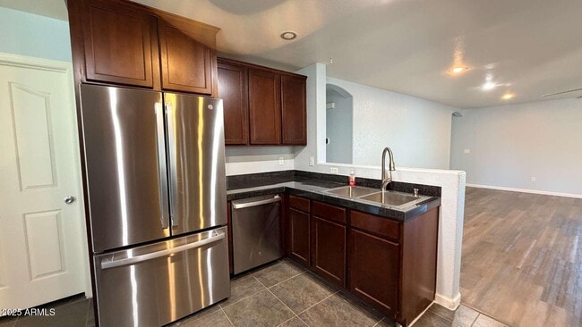 Building Photo - 36532 W Barcelona Ln