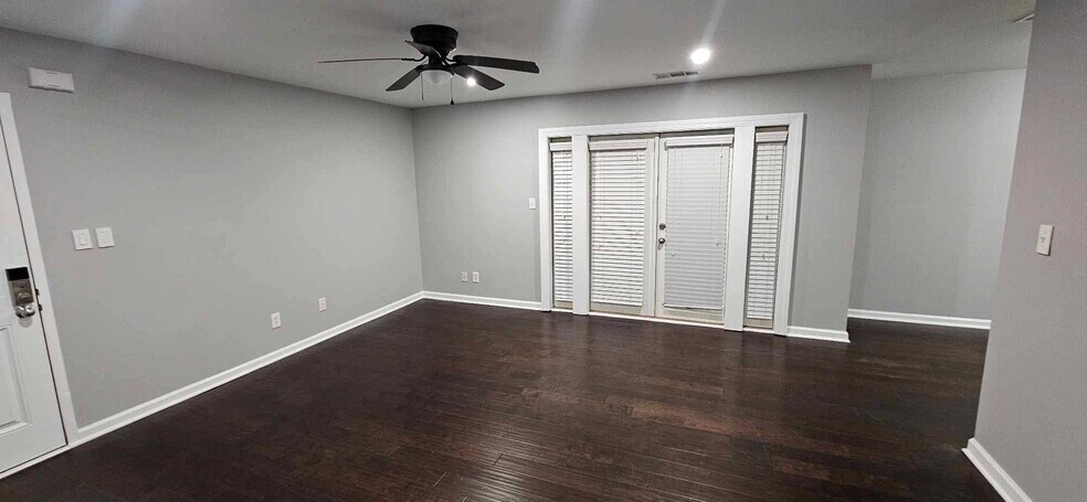 Living Room Area - 1445 Monroe Dr NE
