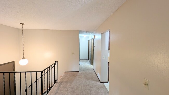 Building Photo - 419 Butler Ave E