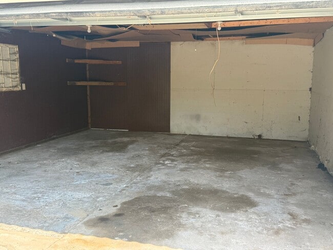 Building Photo - 3 Bedroom Bungalow in Eastpointe, MI - Sec. 8 OK