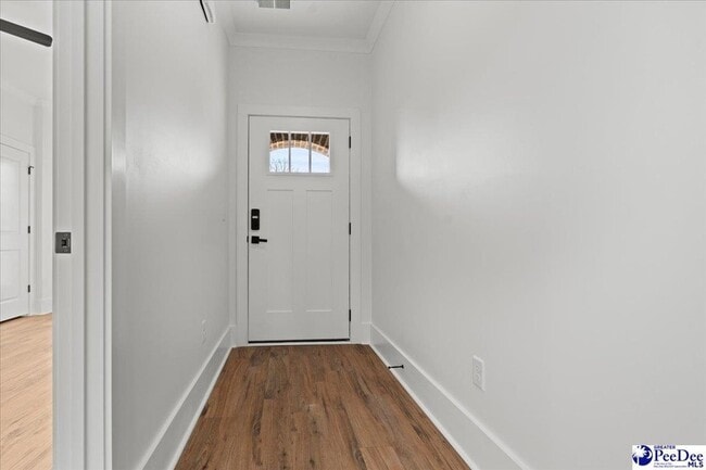 Building Photo - 501 W Cheves St