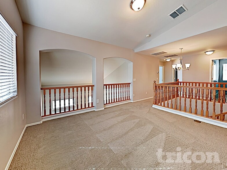 Building Photo - 25768 W Victory St