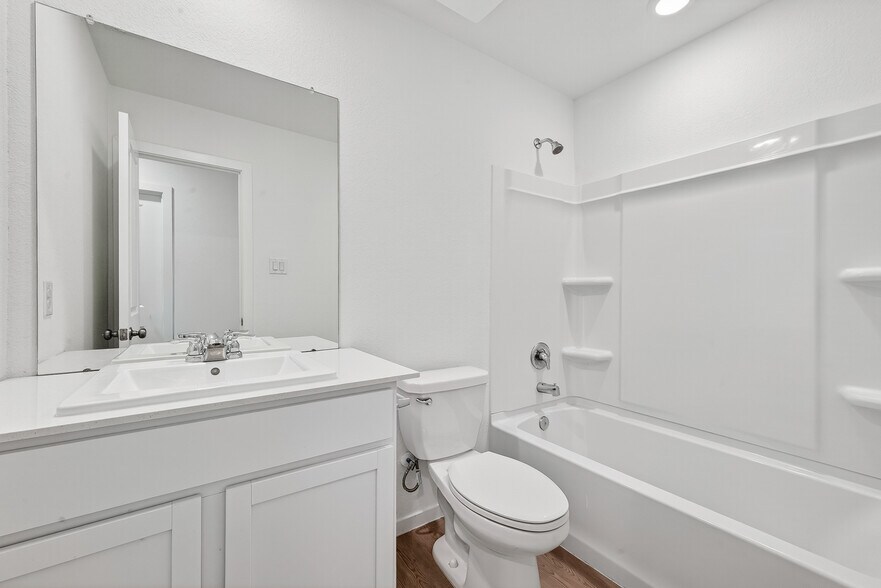 Building Photo - 27703 Seascape Village Dr