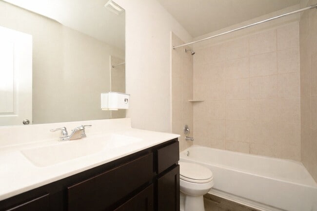 Building Photo - 5614 Brooklyn Rose Dr