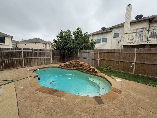 Building Photo - 12614 Oceanside Dr