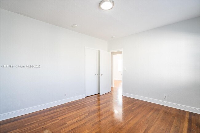 Building Photo - 330 84th St