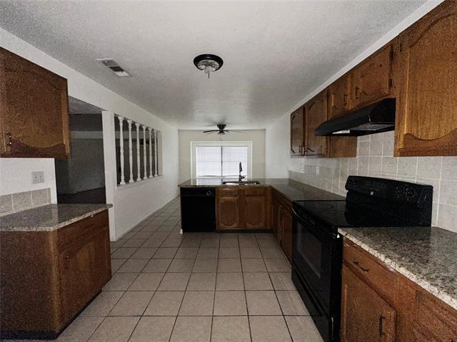 Building Photo - 4314 Karnes Dr