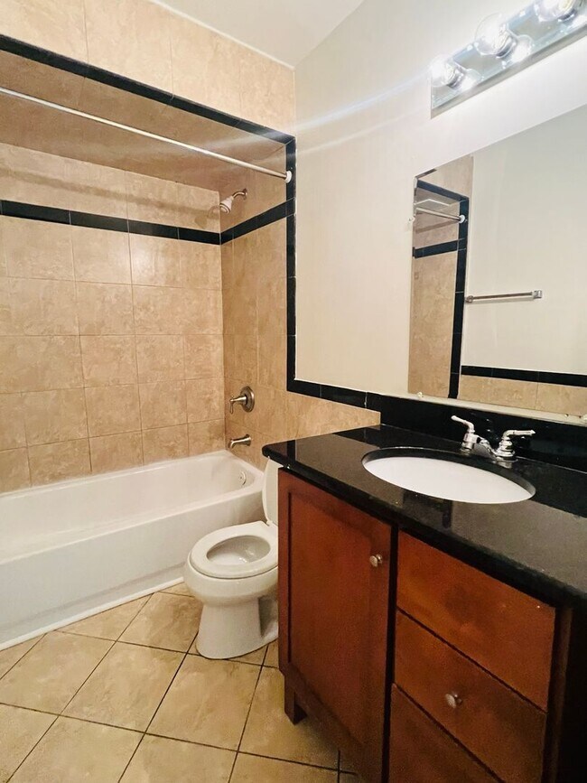 Building Photo - Two-bedroom single family home ranch!