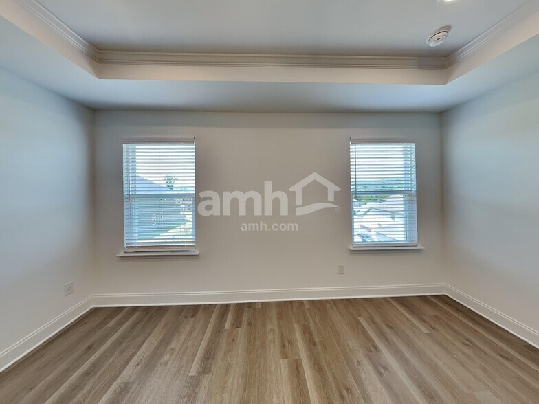 Building Photo - 229 Marin Dr