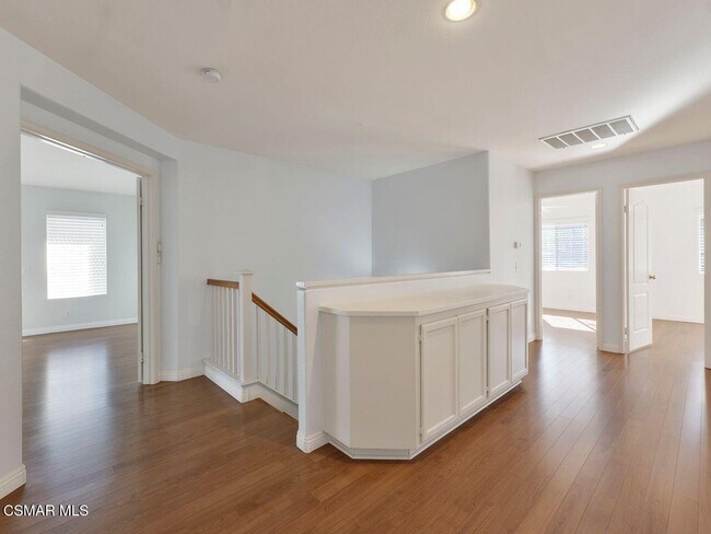 Building Photo - 3865 Angeline St