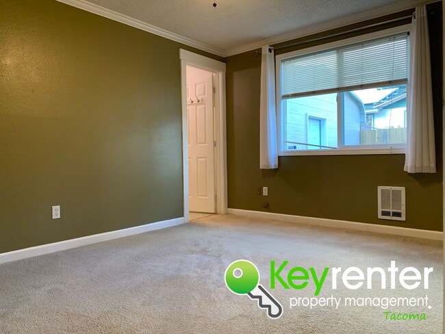Building Photo - Beautiful 3Bed/2Bath Puyallup House!