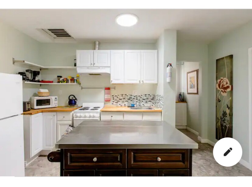 Building Photo - 632 Maria Ave