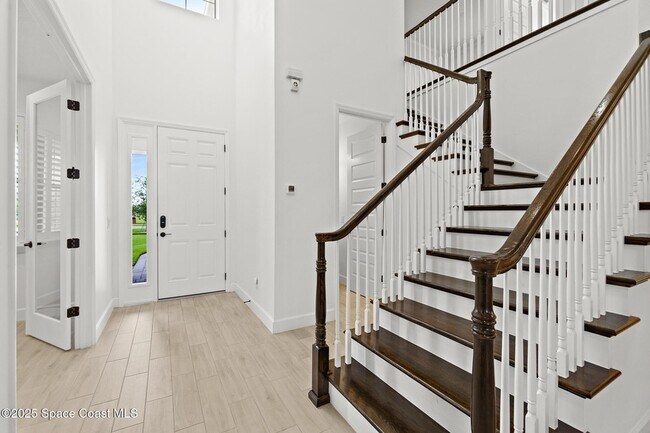 Building Photo - 3233 Casare Dr