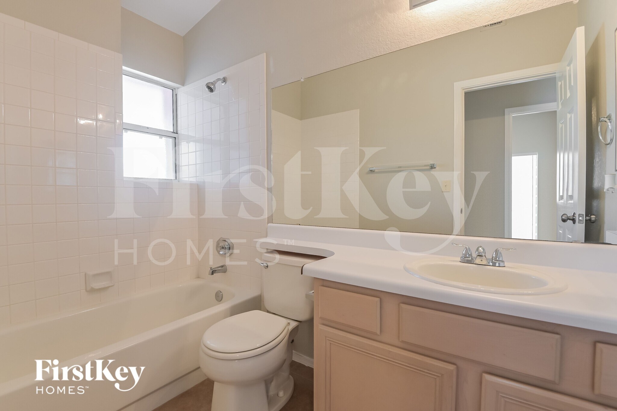 Building Photo - 3650 W Mesa Ridge Trail