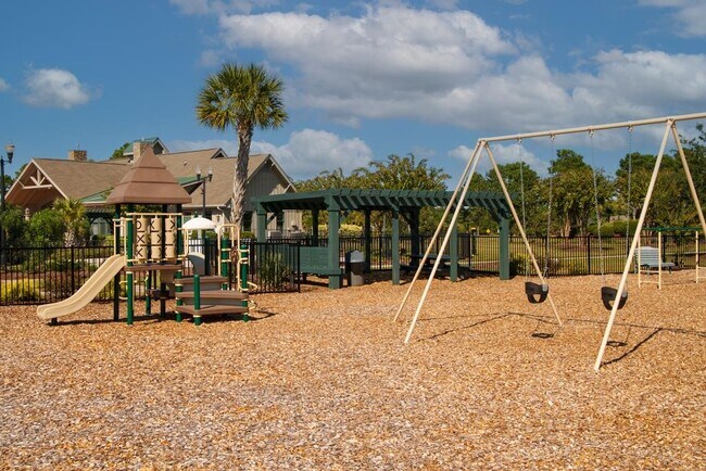 Building Photo - 205 Utopiate Ct