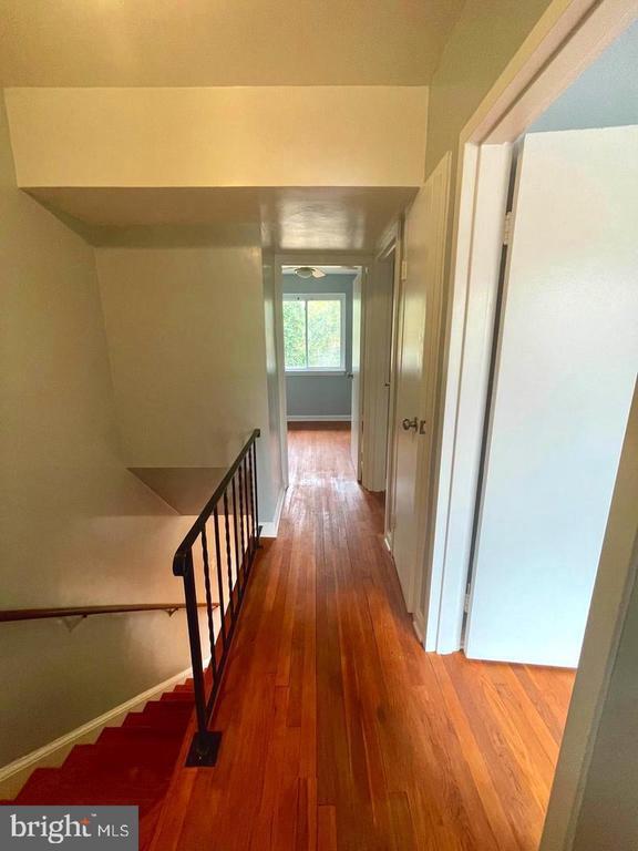 Building Photo - 5028 Roseld Ct