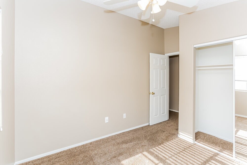 Building Photo - 1811 Panther Pl