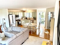 Building Photo - 4545 Carpinteria Ave