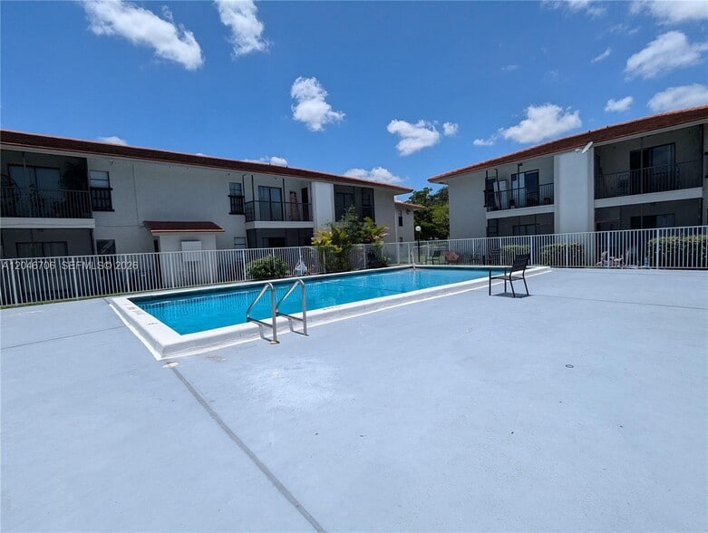 Building Photo - 11777 NW 30th St