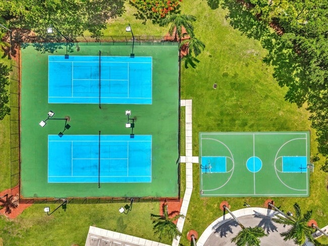 Building Photo - 9695 Porta Leona Ln