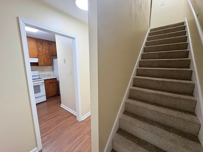 Building Photo - 3701 Donovan Dr