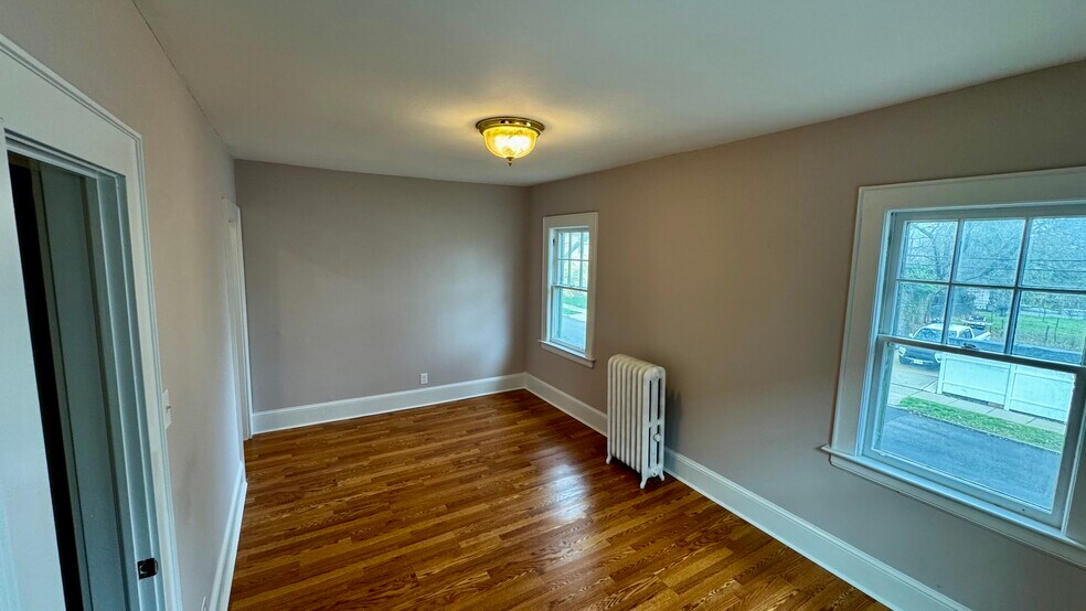 Building Photo - 612 Magnolia St