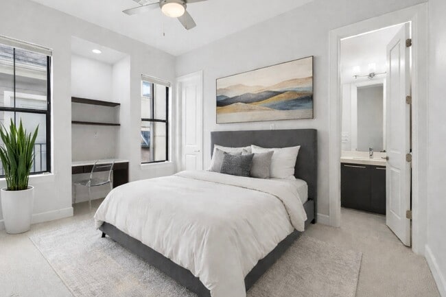 Building Photo - 2011 Colorado St