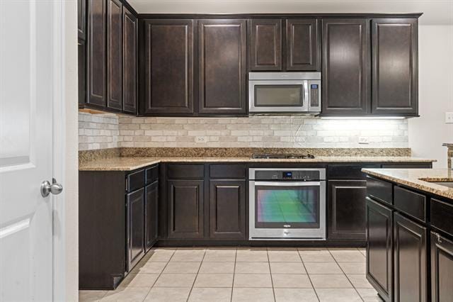 Building Photo - 2640 Costa Mesa Dr