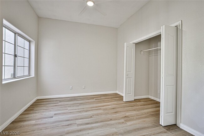 Building Photo - 8052 Marbella Cir