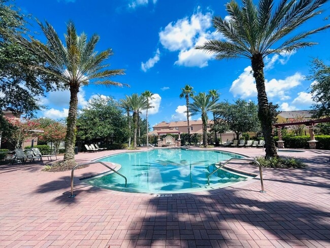 Building Photo - Hunter's Creek - 3 Bedroom, 2.5 Bathroom T...