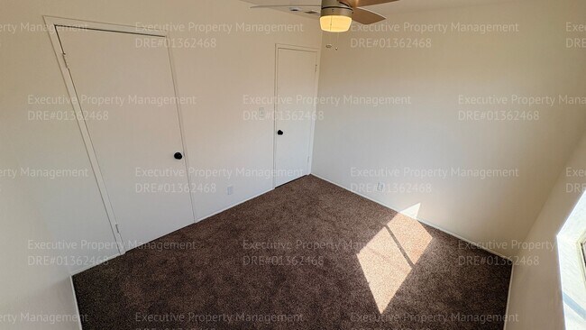 Building Photo - 925 8th St