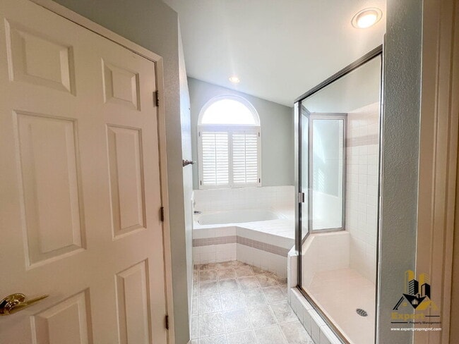 Building Photo - 8204 Eversley Ct