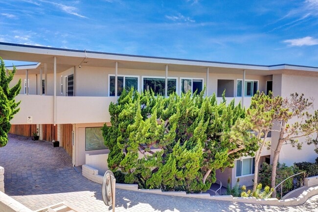 Building Photo - 13561 Table Rock Dr