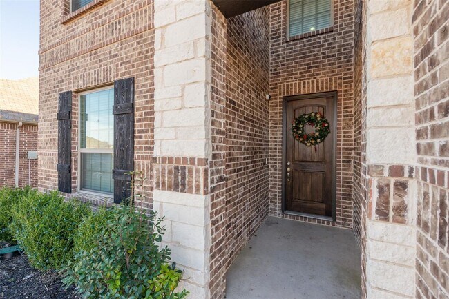Building Photo - MOVE-IN SPECIAL! This beautiful home, located in the desirable EMS-ISD is what you've been lookin...