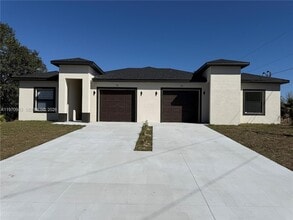 Building Photo - 20 Organ St