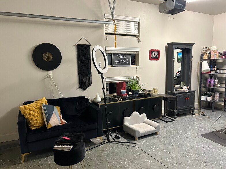 Building Photo - 518 San Simon Dr