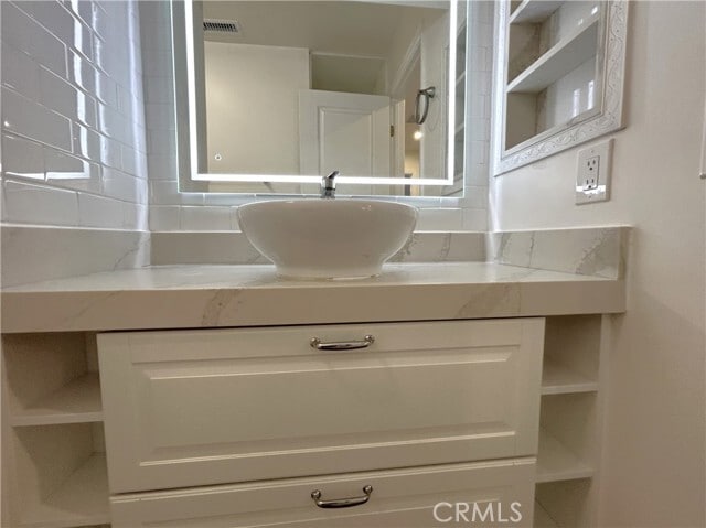 Building Photo - 3719 Oak Creek Dr