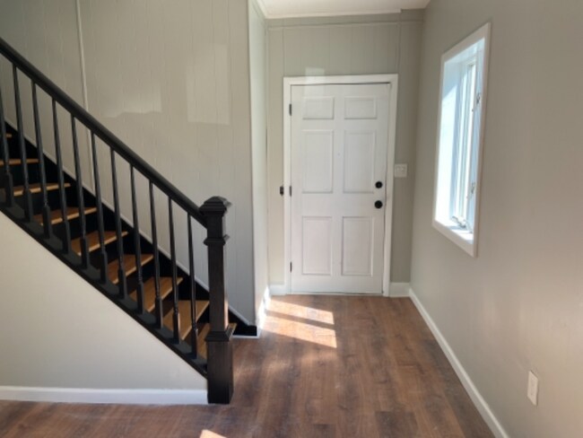 Building Photo - 28 Marble St