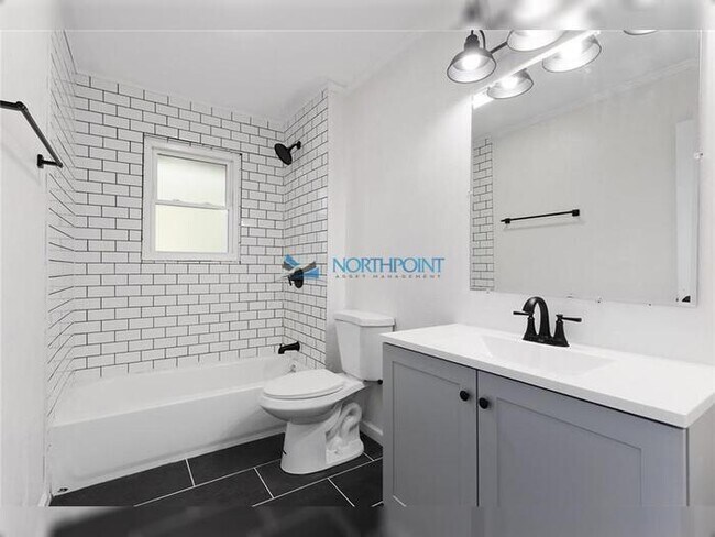 Building Photo - Beautiful 4BR  2BA Home w/ Garage • Big Yard in Camwood