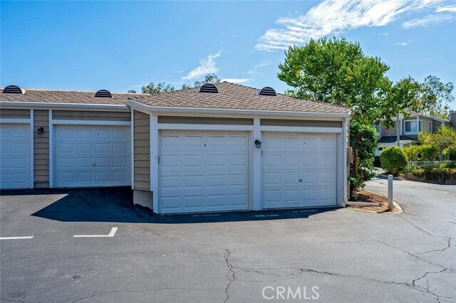 Building Photo - 626 San Nicholas Ct