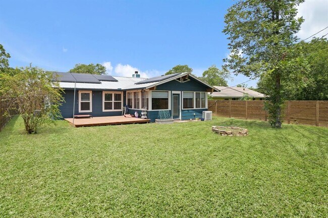 Building Photo - 8507 Spearman Dr