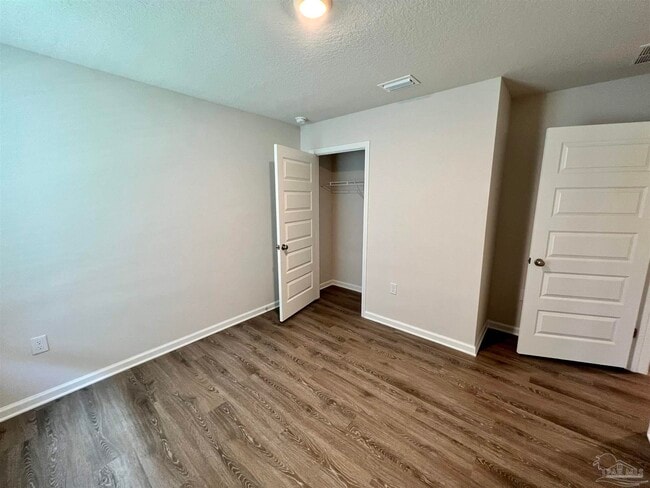 Building Photo - 4119 Whitetail Ln