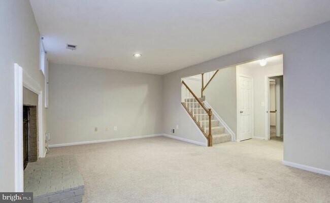 Building Photo - 613 Concerto Ln
