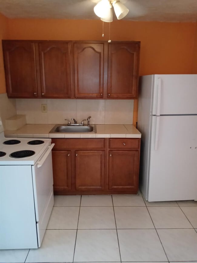 Building Photo - 701 SW 4th St