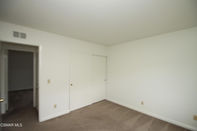 Building Photo - 1543 Covington Ave