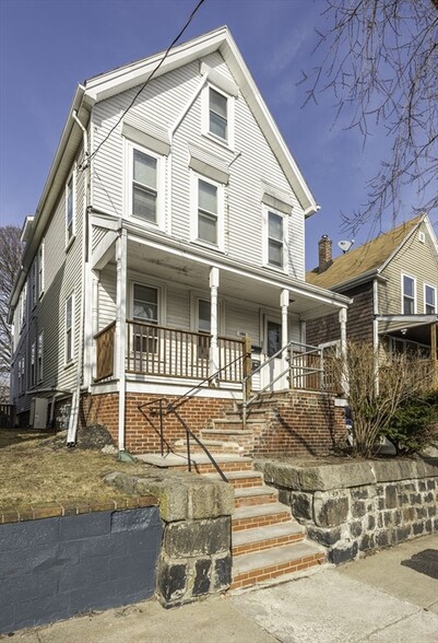 Building Photo - 104 Byron St