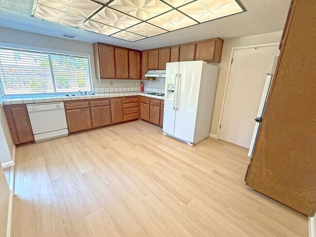 Building Photo - Gorgeous Almaden Valley Home Near Almaden Lake Park!