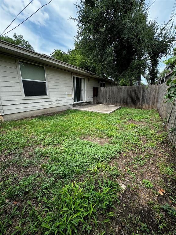 Building Photo - 8613 Talyne Chaise Cir