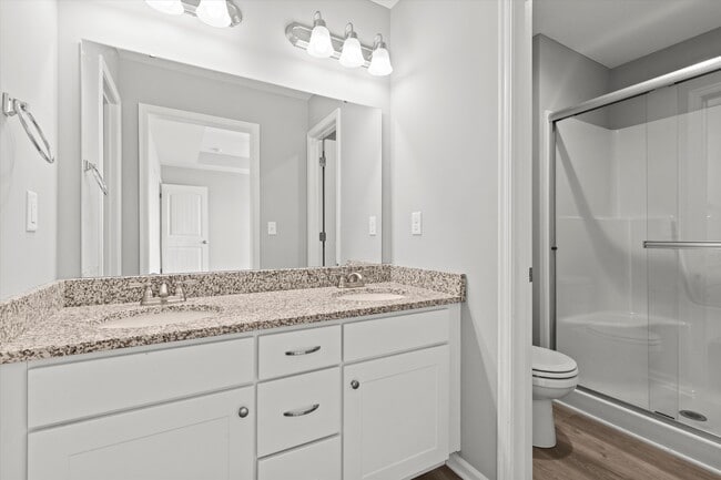 Building Photo - 609 Poplar Ct
