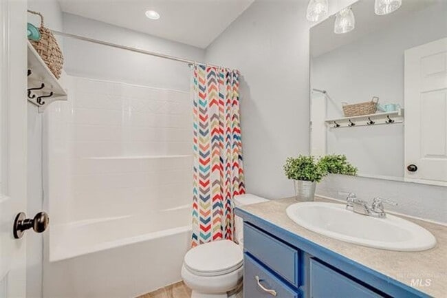 Building Photo - 5 Bedroom Home in South Boise _ Community ...